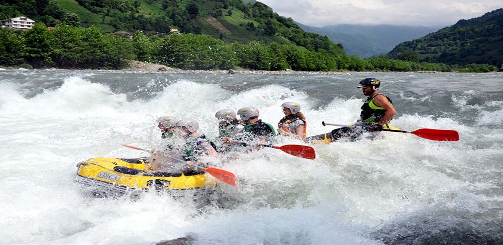 Rizede rafting turu