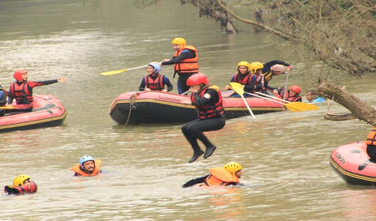 yuzme bilmeyen rafting yapabilir mi
